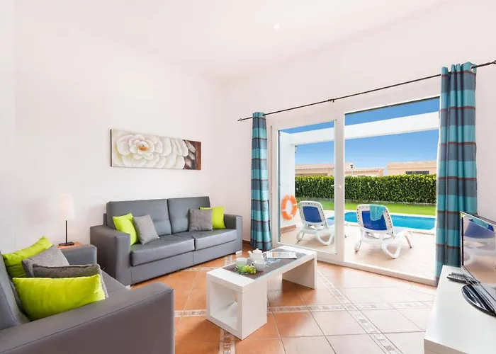 Villa Torrenova By *